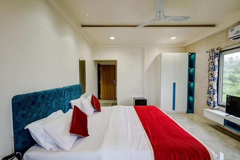 The Leaf Resort Mahābaleshwar Exteriör bild